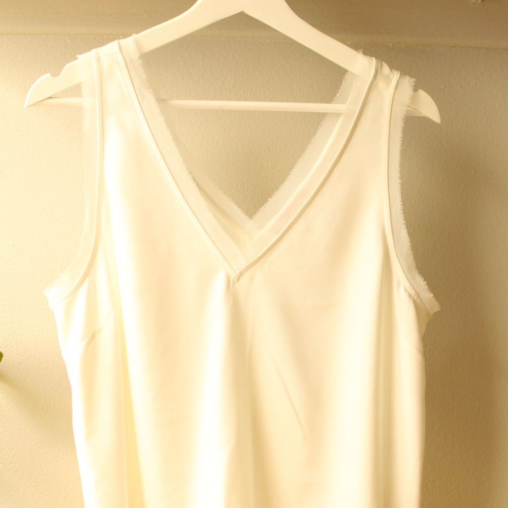 Chelsea28 Raw Edge Tank
